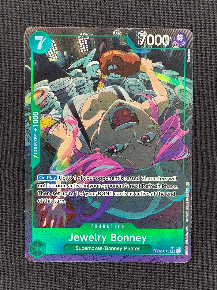 Jewelry Bonney EB02-015 SR Alt Art – Extra Booster Anime 25th Collection – Near Mint Front